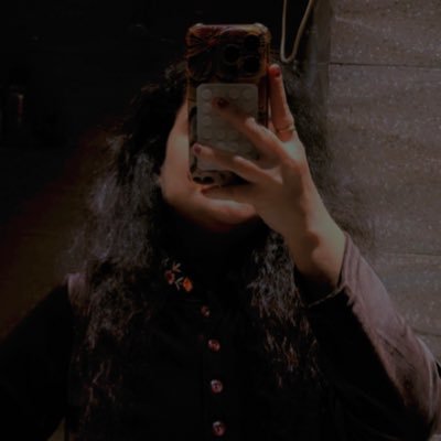 Shivani Arora(starletshivi)