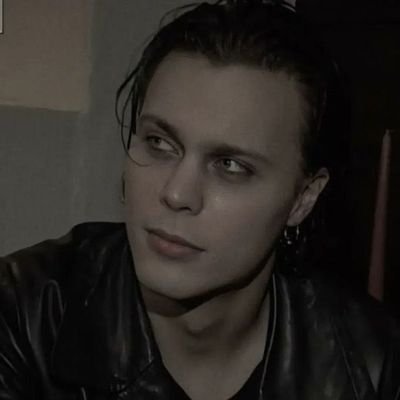 𝔱𝔬𝔫𝔫𝔶🪽