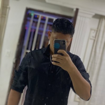 {{ Eduardo Morales }}