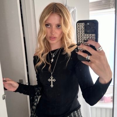 malin ౨ৎ ˚｡⋆