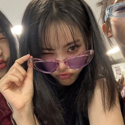 작품의 소유자, 𝗘𝗯𝗶 🦆