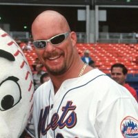 FERNANDO GAGO COLGADO AFUERA DEL CDA