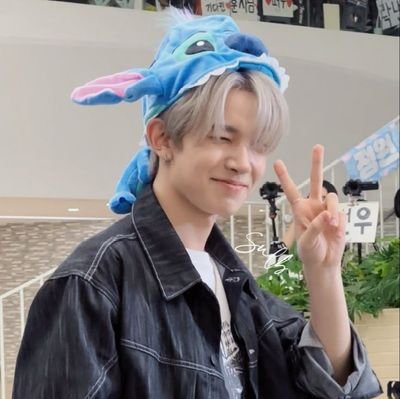 ʷᵒⁿⁱᵉシᵉⁿʰʸᵖᵉⁿ ⁱˢ ˢᵉᵛᵉⁿ