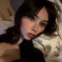 لآنـا الدُوسّري.