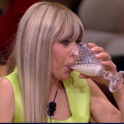 𝒅𝒆𝒔𝒚 💜