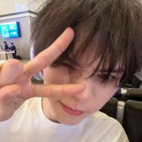 &zoe is seeing ampers