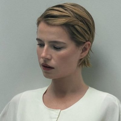 juna 🦜 𖦹°‧.