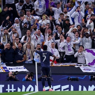 Kultysta “zajawkowicz” Vinicniusa Juniora.