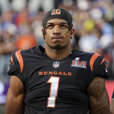 𝐭𝐫𝐚𝐞𝐥 🦇