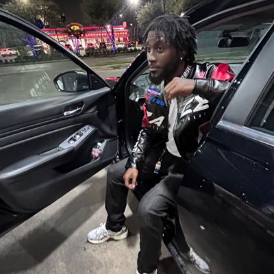 IG: RealFamilyConcrete 🩸Crete Samuels