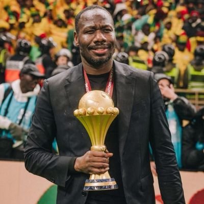 Vieux 77🇸🇳🇲🇱🌟🌟