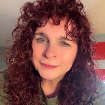 Alice M 2 🇺🇸🇩🇰🇩🇪🎤🕊️🧚‍♀️🦕🦖✨