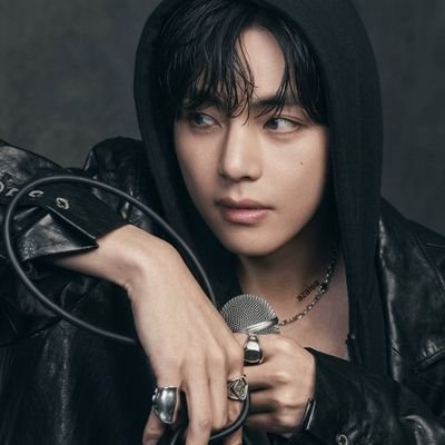 유누님 ❄️𝐖𝐈𝐍𝐓𝐄𝐑 𝐀𝐇𝐄𝐀𝐃❄️TAE CREW🙋‍♀️💜