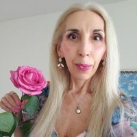 Dr. Genoveva Uzunova