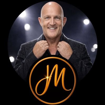 JONATHAN MARK Vocalist