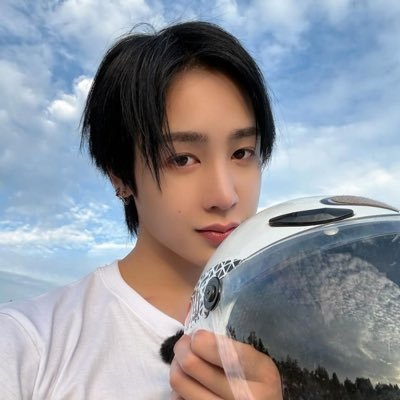 ꒰⁠ solar is delulu ꒱ - ❤︎