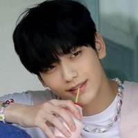 7th year: pas 🍥 txt cb 13/04 ; bnd may cb