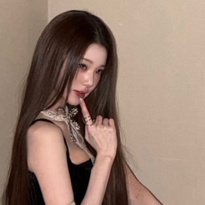 qys 7໒꒱ིྀ༝⁺