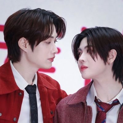 ติ่งอินโทรเวิร์ต