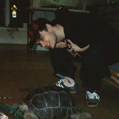 ₊˚ ୨ৎ shan !! ᶻ 𝗓 𐰁