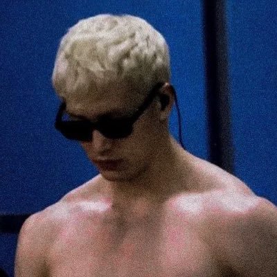 f i f i ⪩⪨꙳⋆