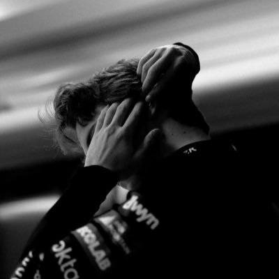 𝐂𝐚𝐫𝐥𝐚³³