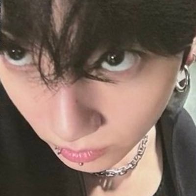 blue⁷ 🫐 is seeing bts