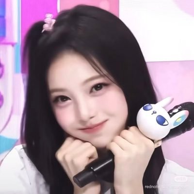 𓈒 ݁ ♡ 𓈒 emiu