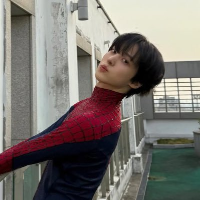 bibi saw kim jongin!!