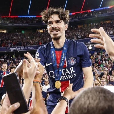 areski 🇨🇷🇩🇪 ⵣ