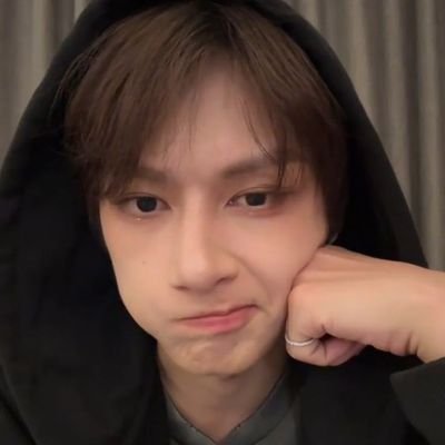 mingo mam bakso 🐈‍⬛🍲