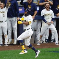 Mike Blue (1-0)🍺⚾️