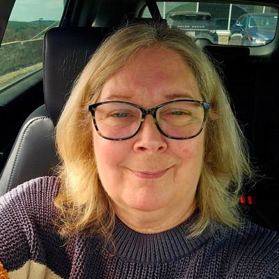 Tracey of ReadingIsOurPassion