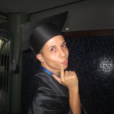 graduado pela UnB ⚜️