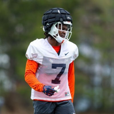 𝐍𝐚𝐳𝐢𝐫 𝐖𝐚𝐫𝐝 †