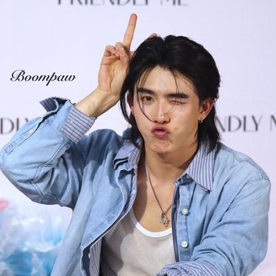 Lili🦋✨️🩷🖤🩵✨️