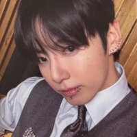 nes is seeing bts in paris 𝜗ৎ