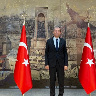 Dr. Ali Arif Özzeybek