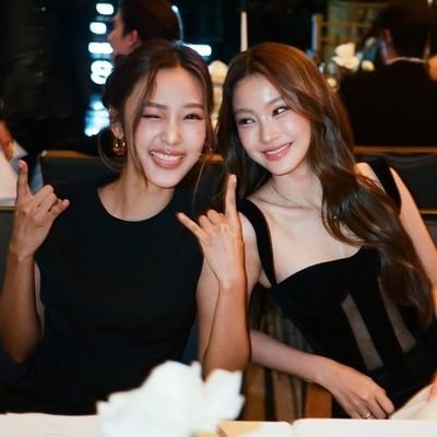 Lessie🪷💫 ~ with my happy cute family