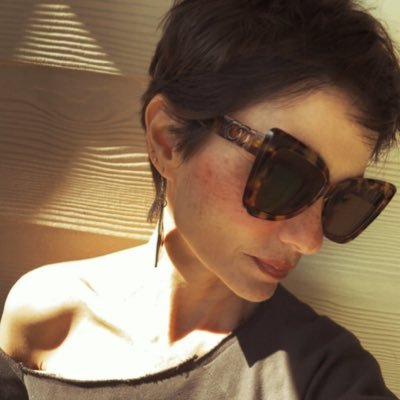 Finisima Productora sin silla