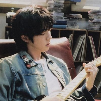 𝑴𝑨𝑫𝑫𝒀 ⁷/~𝑴𝑶𝑶𝑵•☆