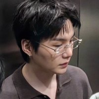 jurídico yoonkook 🪭