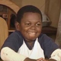 Declain Wayne Smith🇺🇸🇬🇭