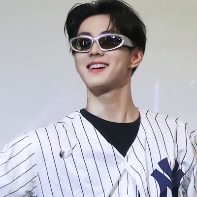 jo; ENHYPEN IS SEVEN.