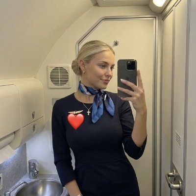 Freya the Flight Attendant 🛫