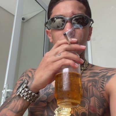 estupradora de homens gio mete bala