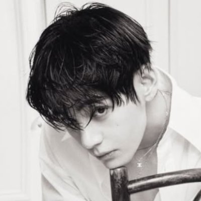 𝖑𝖚𝖈𝖆𝖘⁷ ★ • 95 • V