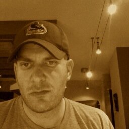 Ross Frederick Brown 🇨🇦 🇺🇦 🌻