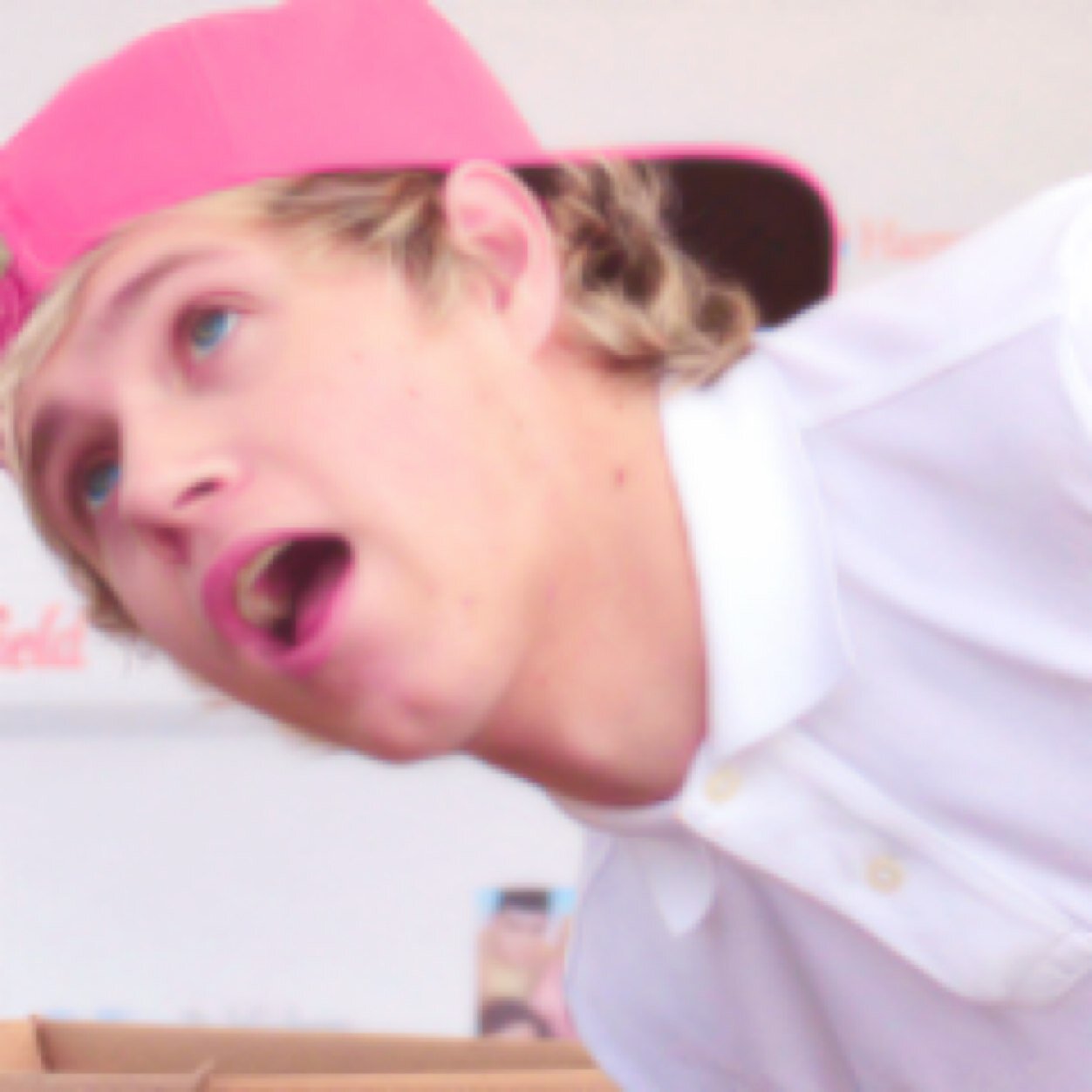 ReAd BI0 or Un7o110w