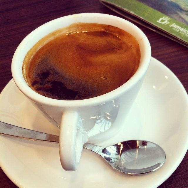 CoffeeBrüe ☕️☕️☕️